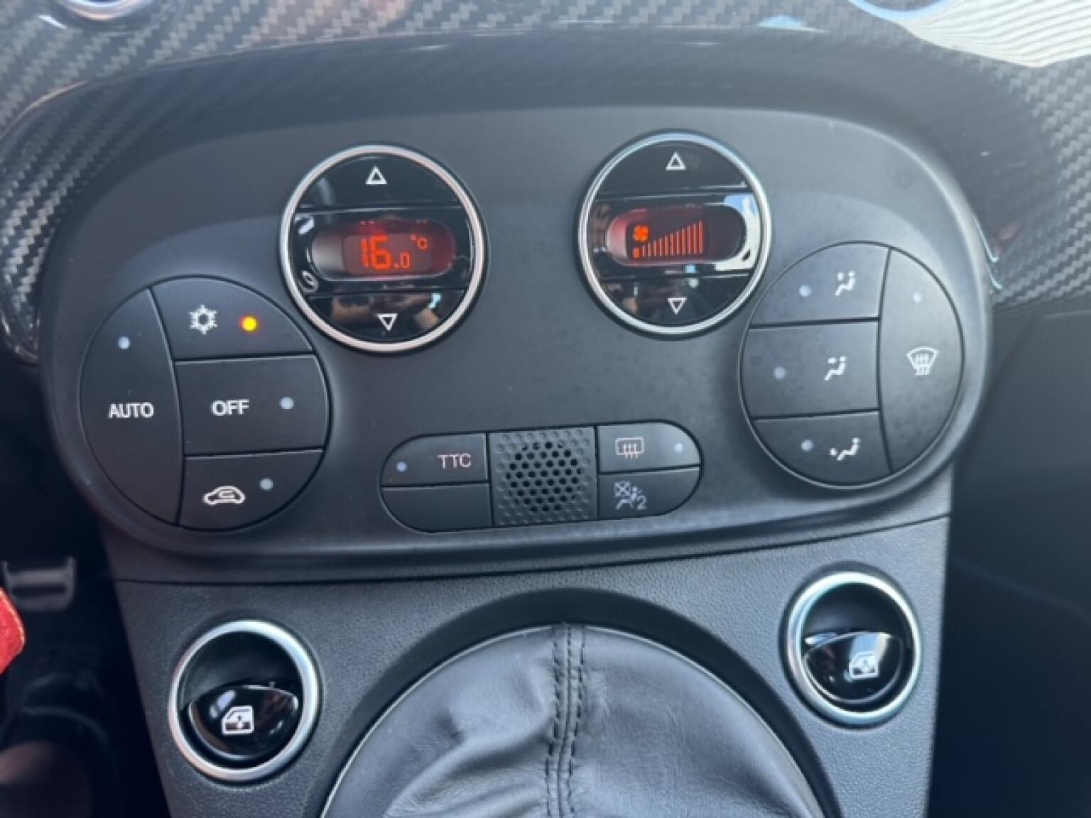 Abarth-695-22